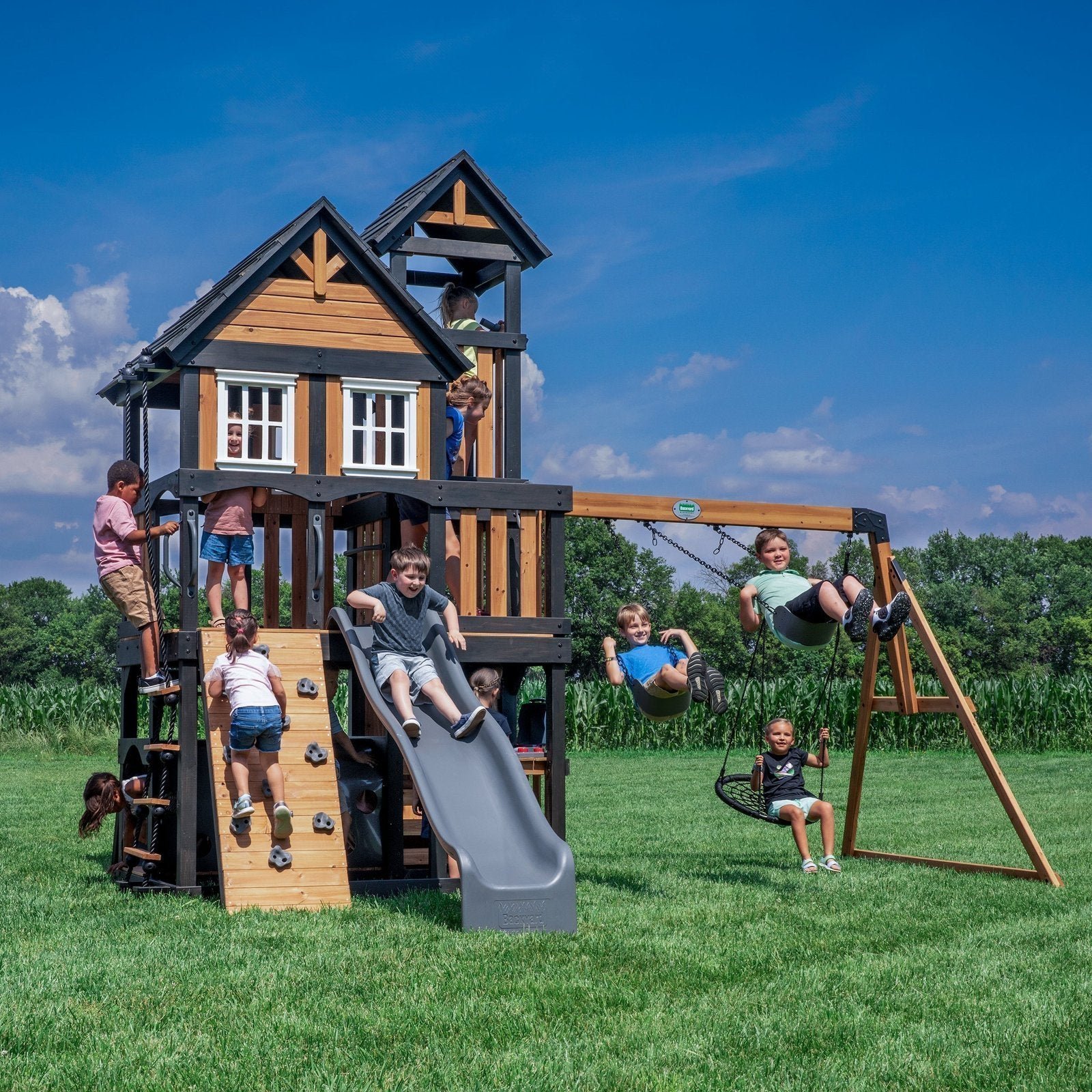 HerowithKids-1-1.jpg
